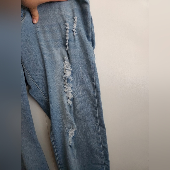 Jeans size 18 Distressed light blue - Picture 5 of 9